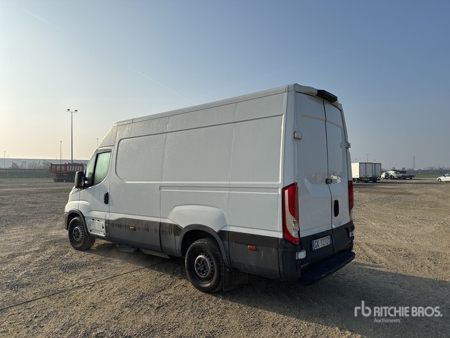 Iveco Daily 35 CNG Van Truck - Box truck: picture 2 Iveco Daily 35 CNG Van Truck - Box truck: picture 2