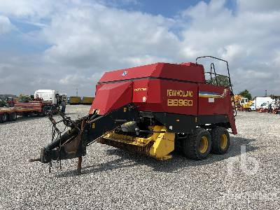NEW HOLLAND BB960 - Round baler: picture 1 NEW HOLLAND BB960 - Round baler: picture 1