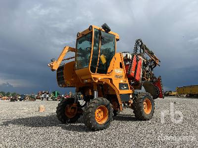 PELLENC 3300E Self-Propelled - Harvester: picture 1 PELLENC 3300E Self-Propelled - Harvester: picture 1