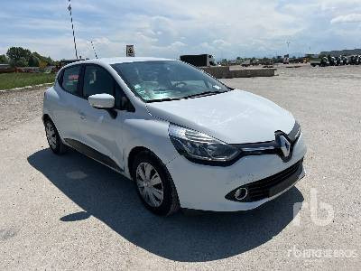 RENAULT CLIO - Car: picture 4 RENAULT CLIO - Car: picture 4