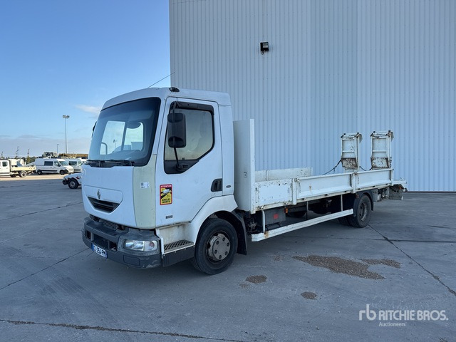 2001 Renault Midlum 180 4x2 Camion Plateau 4x2 Flatbed Truck - Dropside/ Flatbed truck: picture 1 2001 Renault Midlum 180 4x2 Camion Plateau 4x2 Flatbed Truck - Dropside/ Flatbed truck: picture 1