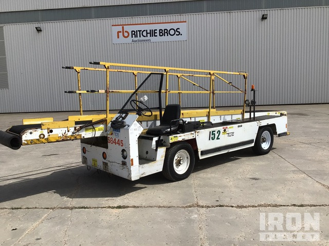 2005 Tug T660-1 600 mm x 7000 mm 4x2 (Inoperable) Belt Loader - Belt loader: picture 1 2005 Tug T660-1 600 mm x 7000 mm 4x2 (Inoperable) Belt Loader - Belt loader: picture 1