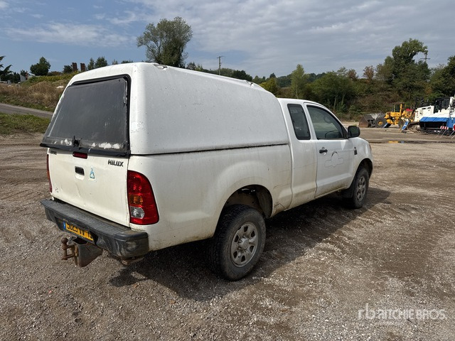 2007 Toyota Hilux 4x4 Crew Cab (Inoperable) Pickup - Pickup truck: picture 3 2007 Toyota Hilux 4x4 Crew Cab (Inoperable) Pickup - Pickup truck: picture 3