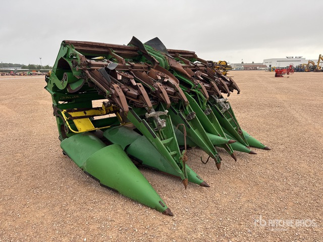 2008 John Deere 194-608CF-JD Cueilleur A Mais 8 Rangs 8 Row Corn Combine Harvester - Maize harvester: picture 1 2008 John Deere 194-608CF-JD Cueilleur A Mais 8 Rangs 8 Row Corn Combine Harvester - Maize harvester: picture 1