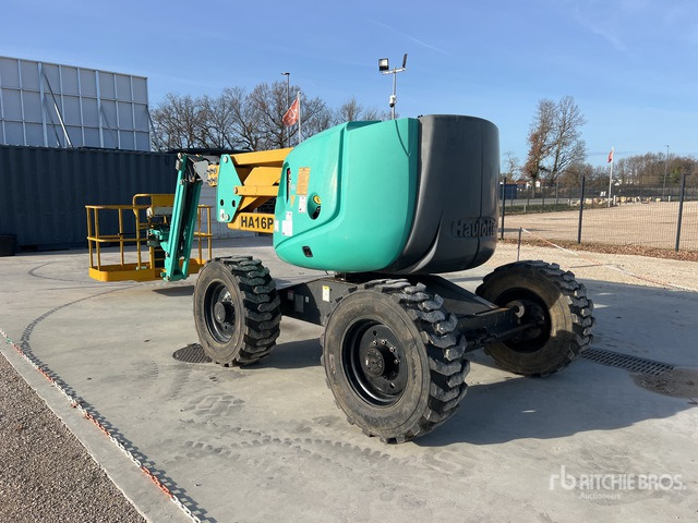 2012 Haulotte HA16PX 4WD Diesel Nacelle Articulee Articulating Boom Lift - Articulated boom: picture 1 2012 Haulotte HA16PX 4WD Diesel Nacelle Articulee Articulating Boom Lift - Articulated boom: picture 1