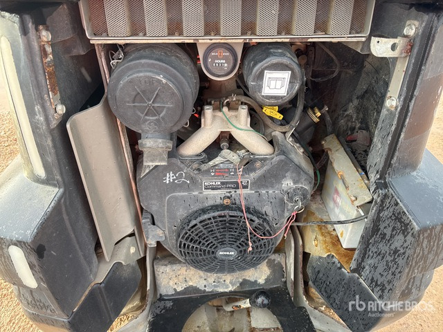 2014 Ditch Witch 4x4 Porteur Pour Tranchesue-Tar ... Trencher Trailer - Low loader trailer: picture 3 2014 Ditch Witch 4x4 Porteur Pour Tranchesue-Tar ... Trencher Trailer - Low loader trailer: picture 3