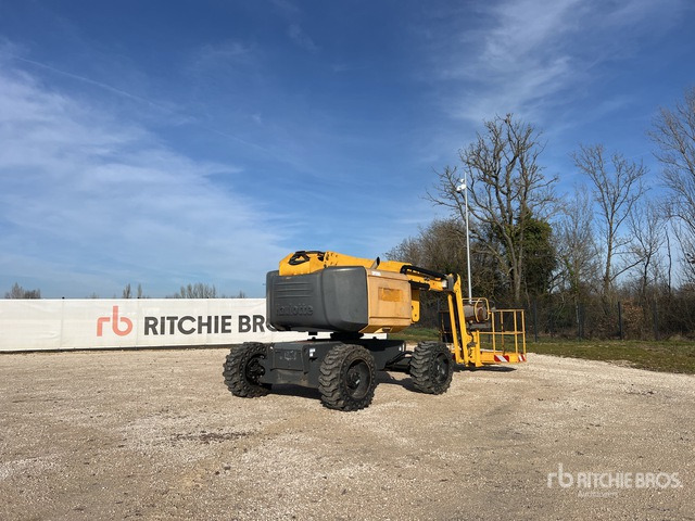 2015 Haulotte HA16RTJPRO 4WD Diesel Nacelle Articulee Articulating Boom Lift - Articulated boom: picture 1 2015 Haulotte HA16RTJPRO 4WD Diesel Nacelle Articulee Articulating Boom Lift - Articulated boom: picture 1