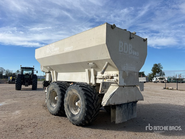 2018 Rabaud E75301 2200 mm Semi-Mount Epandeur A Chaux Fertilizer Applicator - Fertilizer spreader: picture 3 2018 Rabaud E75301 2200 mm Semi-Mount Epandeur A Chaux Fertilizer Applicator - Fertilizer spreader: picture 3