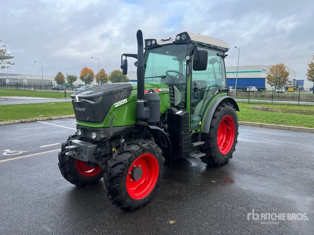 2023 Fendt 209 F Vario Gen 3 Profi Plus 4x4 Tracteur Agricole (Non Util ... 4WD Tractor - Farm tractor: picture 2 2023 Fendt 209 F Vario Gen 3 Profi Plus 4x4 Tracteur Agricole (Non Util ... 4WD Tractor - Farm tractor: picture 2