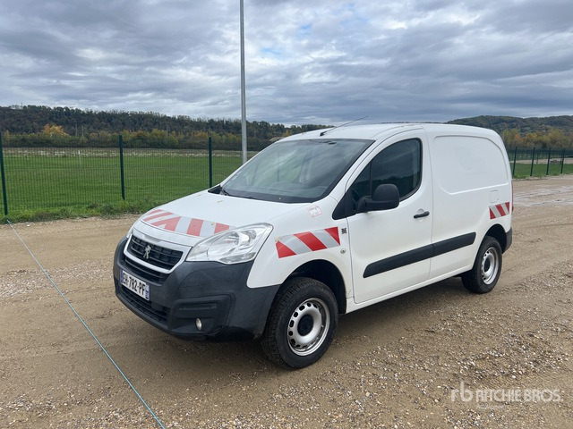2016 Peugeot Partner 4x4 Dangel Vehicule Utilitaire Cargo Van - Commercial vehicle: picture 1 2016 Peugeot Partner 4x4 Dangel Vehicule Utilitaire Cargo Van - Commercial vehicle: picture 1