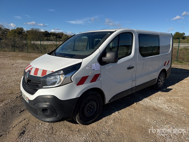 2019 Renault Trafic Vehicule Utilitaire Cargo Van - Commercial vehicle: picture 1 2019 Renault Trafic Vehicule Utilitaire Cargo Van - Commercial vehicle: picture 1