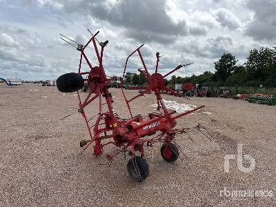 SIP SPIDER 555 PRO 5500 mm 3-Point Rotor Faneuse - Tedder/ Rake: picture 2 SIP SPIDER 555 PRO 5500 mm 3-Point Rotor Faneuse - Tedder/ Rake: picture 2