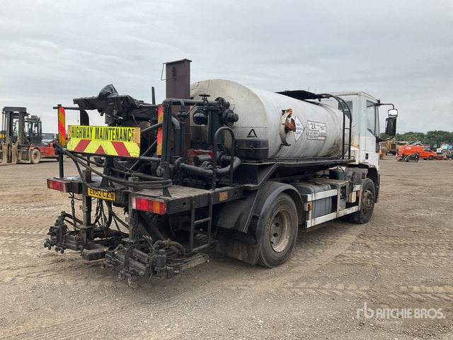 2002 Iveco Tector 4x2 Asphalt Distributor Truck - Flail mower/ Mulcher: picture 3 2002 Iveco Tector 4x2 Asphalt Distributor Truck - Flail mower/ Mulcher: picture 3