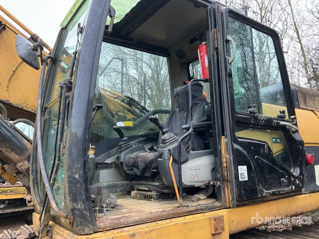 2007 Cat 330D L (Inoperable) Tracked Excavator - Crawler excavator: picture 5 2007 Cat 330D L (Inoperable) Tracked Excavator - Crawler excavator: picture 5