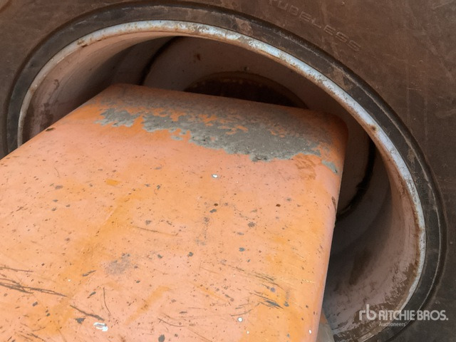 Articulated boom 2007 JLG 660SJ 4WD Diesel Articulating Boom Lift: picture 6