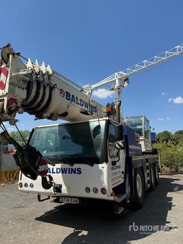 2007 Liebherr LTM1055-3.1 40 ton 8x4 All Terrain Crane - All terrain crane: picture 2 2007 Liebherr LTM1055-3.1 40 ton 8x4 All Terrain Crane - All terrain crane: picture 2