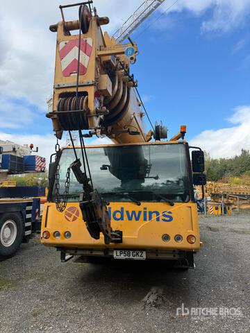 2008 Liebherr LTM1055-3.2 All Terrain Crane - All terrain crane: picture 1 2008 Liebherr LTM1055-3.2 All Terrain Crane - All terrain crane: picture 1