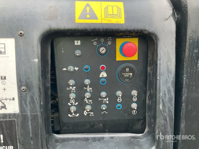 2011 Genie Z45/25J 2WD Hybrid Articulating Boom Lift - Articulated boom: picture 5 2011 Genie Z45/25J 2WD Hybrid Articulating Boom Lift - Articulated boom: picture 5