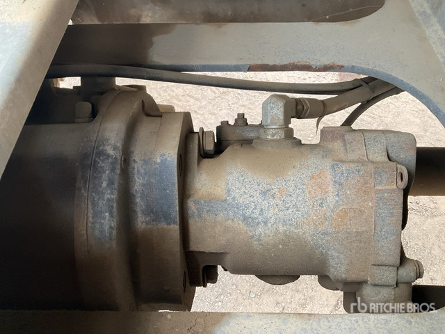 2014 Skyjack SJ51AJ 4WD Diesel Articulating Boom Lift - Articulated boom: picture 5 2014 Skyjack SJ51AJ 4WD Diesel Articulating Boom Lift - Articulated boom: picture 5