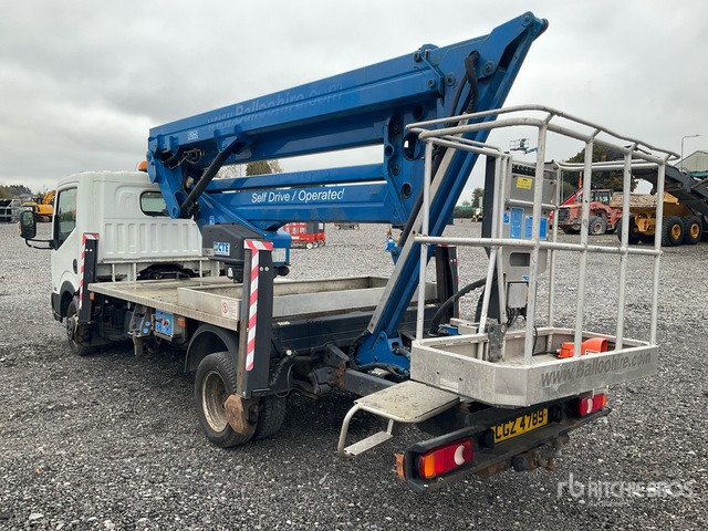 2015 Nissan Cabstar NT400 2015 CTE ZED 21.2JH 20 m on 4x2 Bucket Truck - Truck mounted aerial platform: picture 5 2015 Nissan Cabstar NT400 2015 CTE ZED 21.2JH 20 m on 4x2 Bucket Truck - Truck mounted aerial platform: picture 5