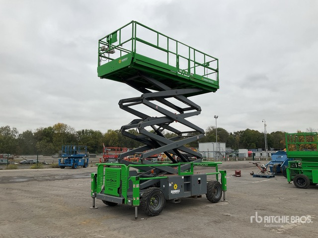 2015 Skyjack SJ9241 Scissor Lift Scissor Lift - Scissor lift: picture 2 2015 Skyjack SJ9241 Scissor Lift Scissor Lift - Scissor lift: picture 2