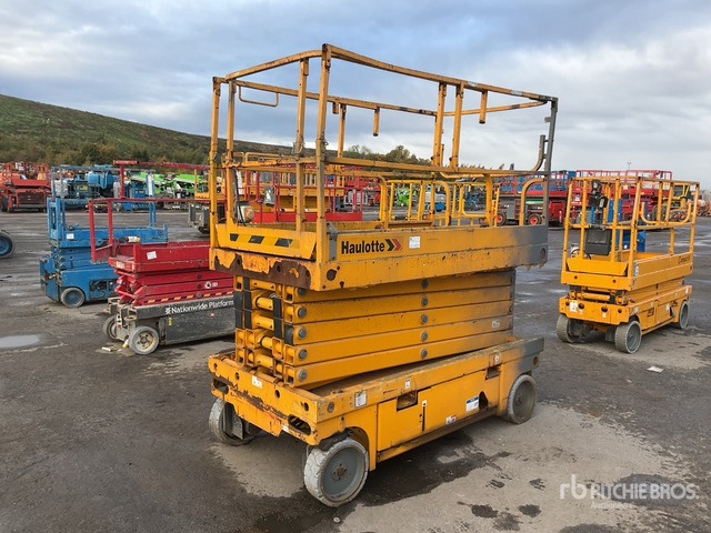 2016 Haulotte Compact 14 Electric (Inoperable) Scissor Lift - Scissor lift: picture 1 2016 Haulotte Compact 14 Electric (Inoperable) Scissor Lift - Scissor lift: picture 1
