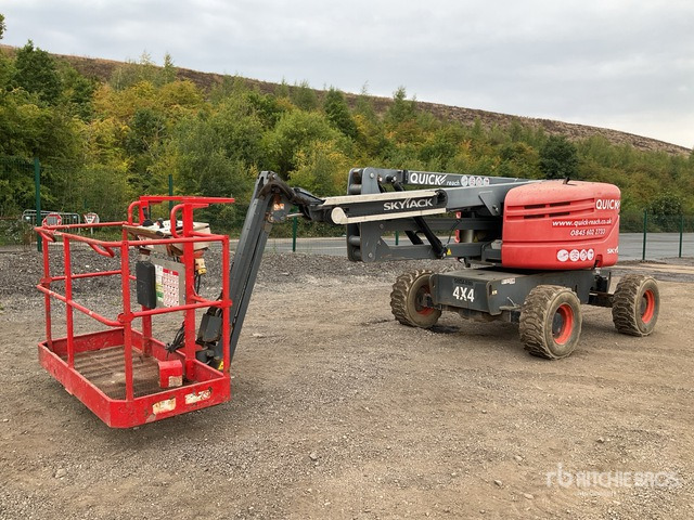 2016 Skyjack SJ51AJ 4WD Diesel Articulating Boom Lift - Articulated boom: picture 2 2016 Skyjack SJ51AJ 4WD Diesel Articulating Boom Lift - Articulated boom: picture 2