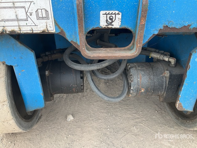 2017 Genie GS3232 Electric Electric Scissor Lift ... Scissor Lift - Scissor lift: picture 5 2017 Genie GS3232 Electric Electric Scissor Lift ... Scissor Lift - Scissor lift: picture 5