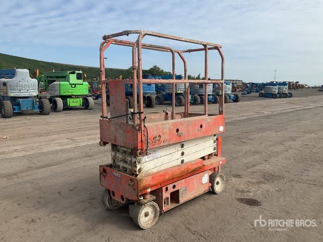 Scissor lift Snorkel S1930 Scissor Lift: picture 1