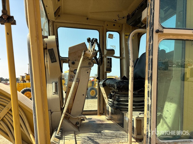 2001 Cat 140H Motor Grader - Grader: picture 5 2001 Cat 140H Motor Grader - Grader: picture 5