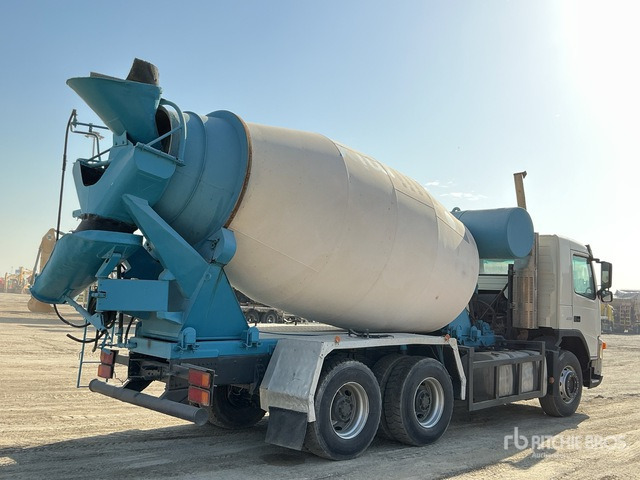 2007 Volvo FM400 6x4 Mixer Truck - Concrete mixer truck: picture 3 2007 Volvo FM400 6x4 Mixer Truck - Concrete mixer truck: picture 3