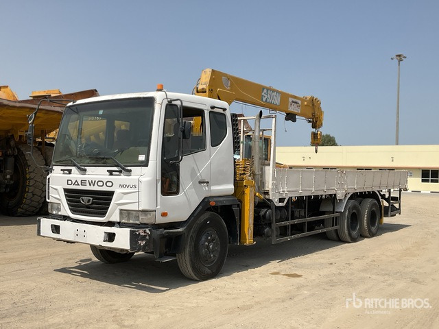 2008 Daewoo Novus K9A6F Soosan SCS746L Straight Boom on 6x4 Boom Truck - Air compressor: picture 2 2008 Daewoo Novus K9A6F Soosan SCS746L Straight Boom on 6x4 Boom Truck - Air compressor: picture 2