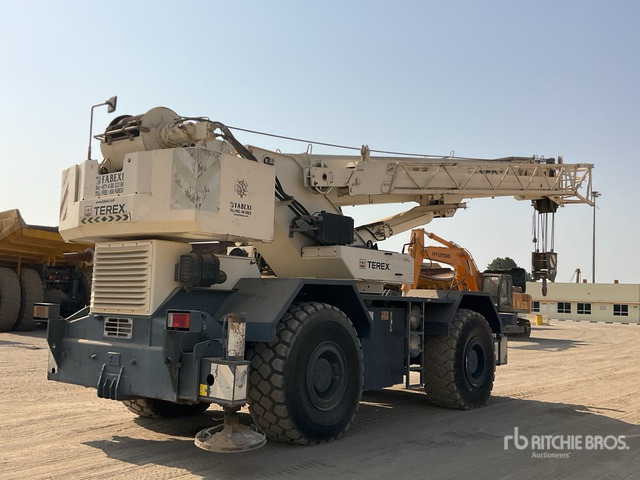 2011 Terex A600-1 60 ton 4x4x4 Rough Terrain Crane - Rough terrain crane: picture 5 2011 Terex A600-1 60 ton 4x4x4 Rough Terrain Crane - Rough terrain crane: picture 5