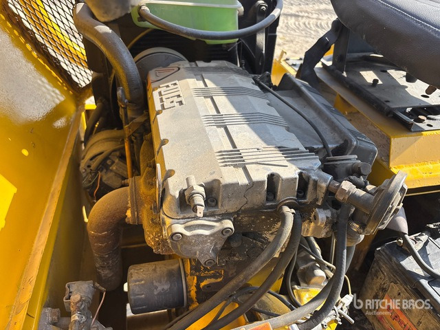 2012 Dumec DP100PA 4x4 Self-Loading Dumper - Dumper: picture 5 2012 Dumec DP100PA 4x4 Self-Loading Dumper - Dumper: picture 5