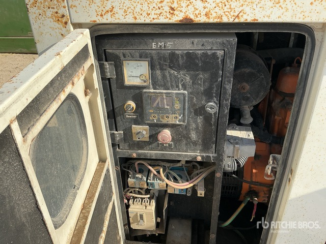 2012 Sakr SPG23 23 kVA Skid-Mounted Generator Set - Generator set: picture 4 2012 Sakr SPG23 23 kVA Skid-Mounted Generator Set - Generator set: picture 4
