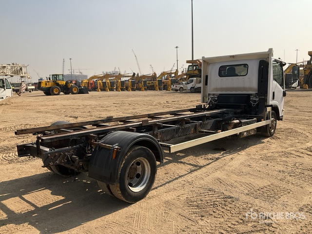 2015 Isuzu LK66YWA 4x2 Cab and Chassis - Cab chassis truck: picture 2 2015 Isuzu LK66YWA 4x2 Cab and Chassis - Cab chassis truck: picture 2