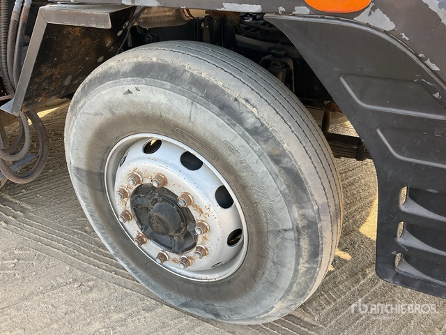 2015 Tata Daewoo Novus SE 2015 Dong Yang SS7506S 20 ton S ... Flatbed Truck with Crane - Dropside/ Flatbed truck, Crane truck: picture 4 2015 Tata Daewoo Novus SE 2015 Dong Yang SS7506S 20 ton S ... Flatbed Truck with Crane - Dropside/ Flatbed truck, Crane truck: picture 4