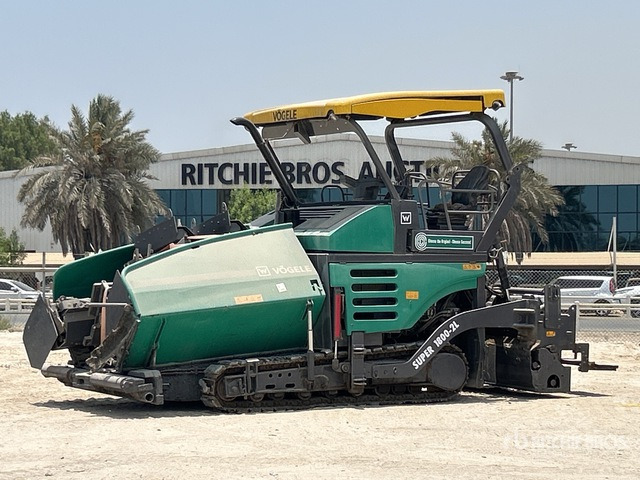 2015 Vogele SUPER 1800-2L Track Asphalt Paver - Flail mower/ Mulcher: picture 2 2015 Vogele SUPER 1800-2L Track Asphalt Paver - Flail mower/ Mulcher: picture 2