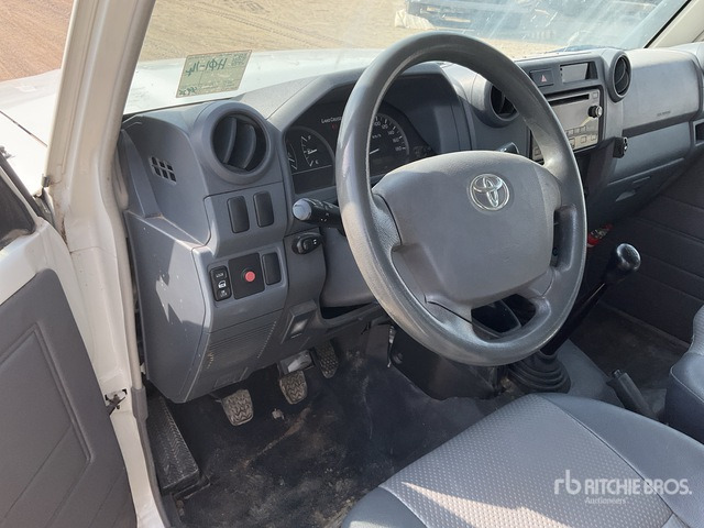 2016 Toyota Landcruiser 79L 4x4 Crew Cab Pickup - Flail mower/ Mulcher: picture 5 2016 Toyota Landcruiser 79L 4x4 Crew Cab Pickup - Flail mower/ Mulcher: picture 5
