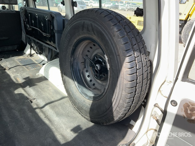 2017 Toyota Land Cruiser 78L 4x4 SUV - SUV: picture 4 2017 Toyota Land Cruiser 78L 4x4 SUV - SUV: picture 4