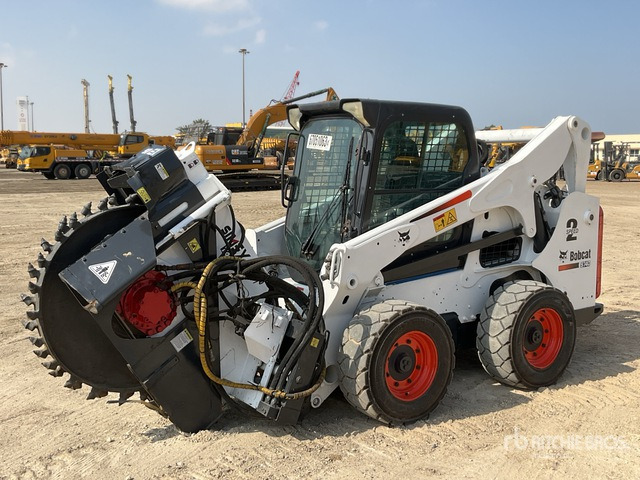 2018 Bobcat S740 Skid Steer Loader - Skid steer loader: picture 1 2018 Bobcat S740 Skid Steer Loader - Skid steer loader: picture 1