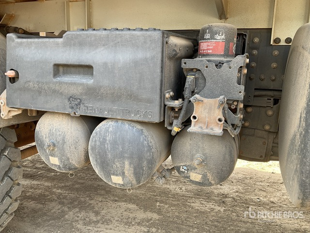 2018 Renault K460 8x8 Twin-Steer Sleeper Flatbed Truck - Dropside/ Flatbed truck: picture 5 2018 Renault K460 8x8 Twin-Steer Sleeper Flatbed Truck - Dropside/ Flatbed truck: picture 5