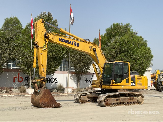 2020 Komatsu PC220-8M0 Tracked Excavator - Crawler excavator: picture 1 2020 Komatsu PC220-8M0 Tracked Excavator - Crawler excavator: picture 1