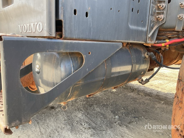 2018 Volvo FMX 480 6x4 T/A Day Cab Truck Tractor - Tractor unit: picture 4 2018 Volvo FMX 480 6x4 T/A Day Cab Truck Tractor - Tractor unit: picture 4