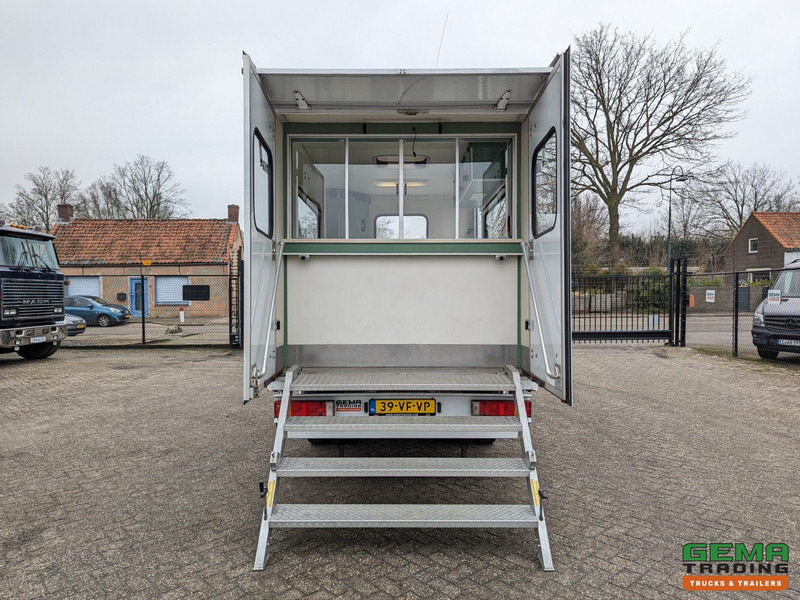 Mercedes-Benz 400-serie 410 D 4x2 Euro2 - Mobiel Kantoor - Standkachel - Hydr. Steunpoten - Eigen Accu's - 26.000KM Origineel - MARGE - Commercial vehicle: picture 5 Mercedes-Benz 400-serie 410 D 4x2 Euro2 - Mobiel Kantoor - Standkachel - Hydr. Steunpoten - Eigen Accu's - 26.000KM Origineel - MARGE - Commercial vehicle: picture 5
