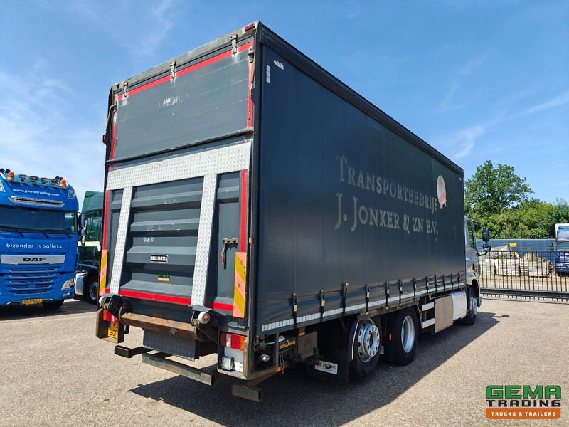 DAF CF 400 FAN 6x2/4 SpaceCab Euro6A - Schuifzeilenbak 7.7m + Laadklep 2000kg - HH Vloer - AanhangerKoppeling - Curtain side truck: picture 4 DAF CF 400 FAN 6x2/4 SpaceCab Euro6A - Schuifzeilenbak 7.7m + Laadklep 2000kg - HH Vloer - AanhangerKoppeling - Curtain side truck: picture 4