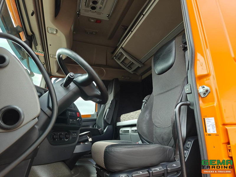 DAF XF 440 FAS 6x2 SuperSpaceCab Euro6C - Retarder + Recker 3-Assige Aanhanger - Wielkuipen - Hydraulische knik en uitschuifbaar - 02/2026 APK - Autotransporter truck: picture 5 DAF XF 440 FAS 6x2 SuperSpaceCab Euro6C - Retarder + Recker 3-Assige Aanhanger - Wielkuipen - Hydraulische knik en uitschuifbaar - 02/2026 APK - Autotransporter truck: picture 5