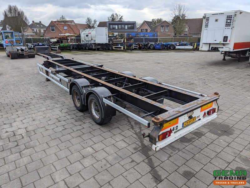 Floor FLCO 12-18 2-Assen BPW - Trommelremmen - 2x 20FT en 40FT Aansluiting - 4140KG - Container transporter/ Swap body semi-trailer: picture 3 Floor FLCO 12-18 2-Assen BPW - Trommelremmen - 2x 20FT en 40FT Aansluiting - 4140KG - Container transporter/ Swap body semi-trailer: picture 3