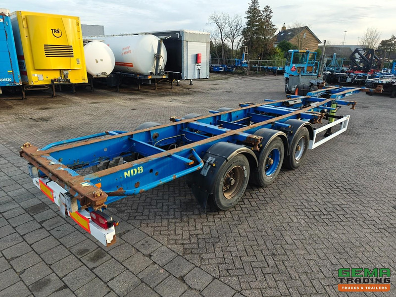 Krone SD 27 3-Assen BPW - Trommelremmen - Alle aansluitingen - Container transporter/ Swap body semi-trailer: picture 1 Krone SD 27 3-Assen BPW - Trommelremmen - Alle aansluitingen - Container transporter/ Swap body semi-trailer: picture 1