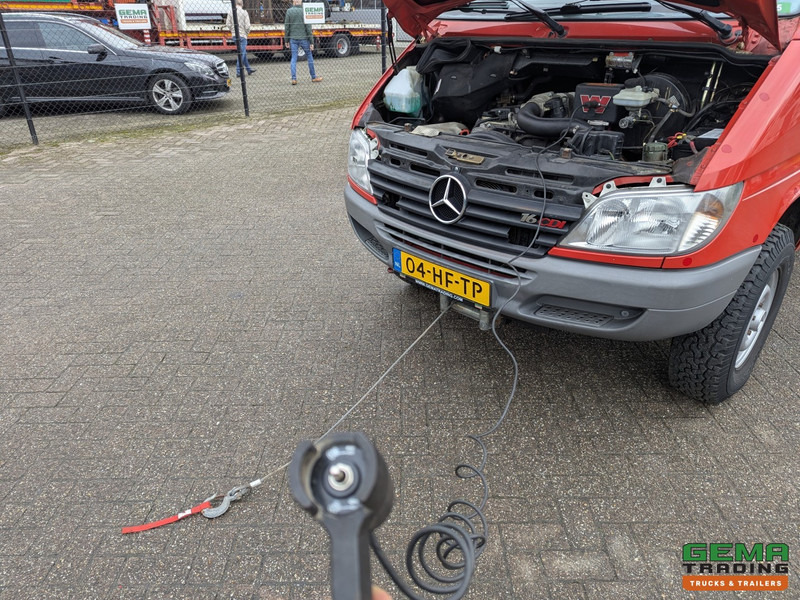 Mercedes-Benz 316 CDI  4x4 Euro3 - 59.000km - 9 Persoons - Lier - 3 Sperren!  Hoge en Lage Gearing - 07/2025 APK leasing Mercedes-Benz 316 CDI  4x4 Euro3 - 59.000km - 9 Persoons - Lier - 3 Sperren!  Hoge en Lage Gearing - 07/2025 APK: picture 15